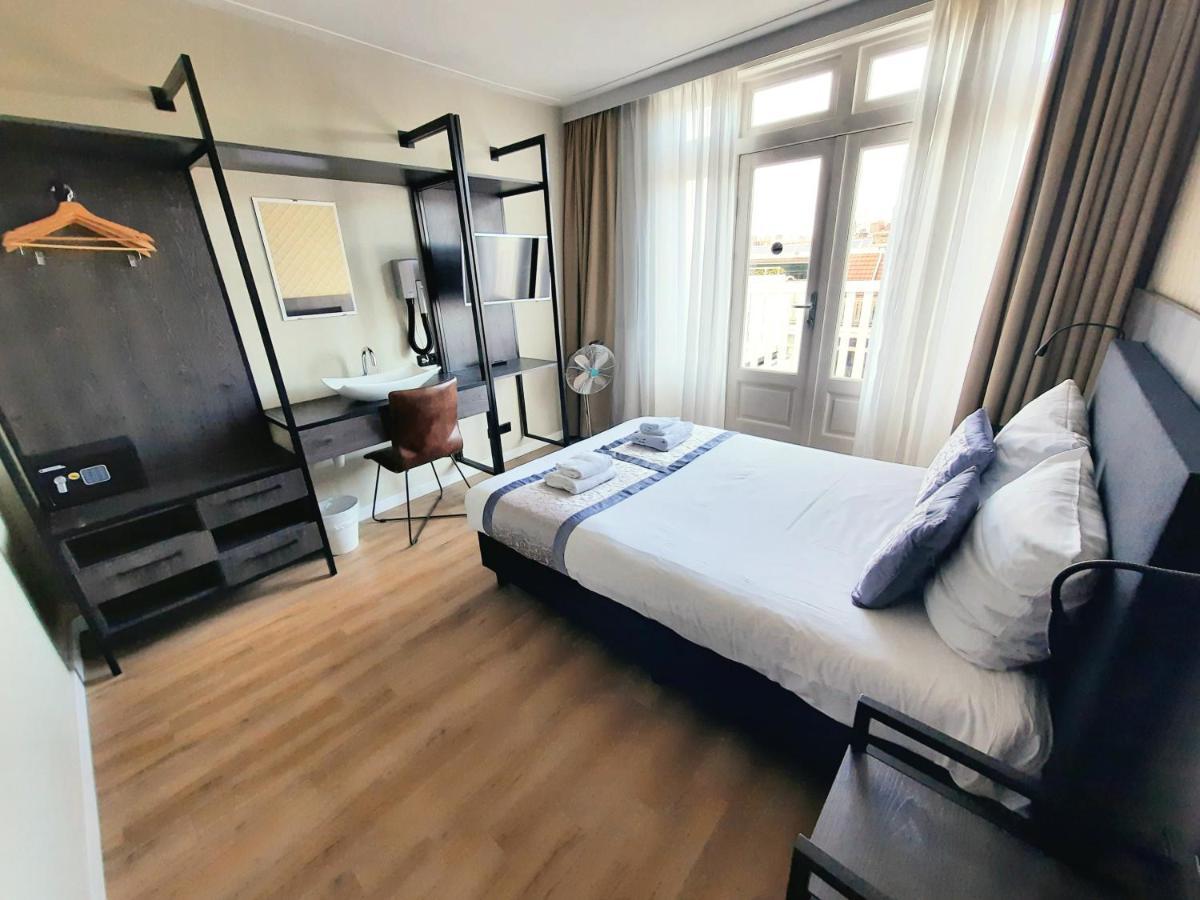 Double or Twin Room,1105353690:JPEG